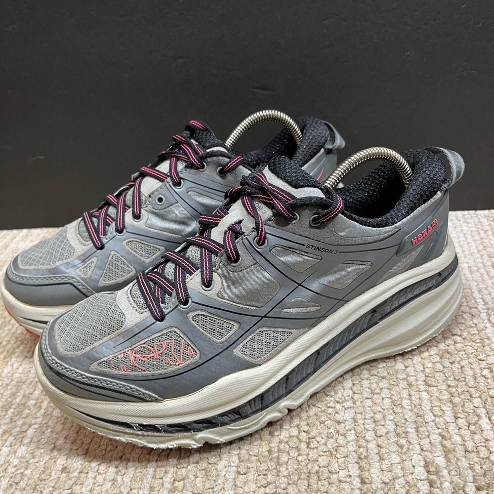 Hoka Stinson 3 atr women Sz 8